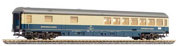 Dining car WRm 132<br /><a href='images/pictures/Tillig/13695.jpg' target='_blank'>Full size image</a>